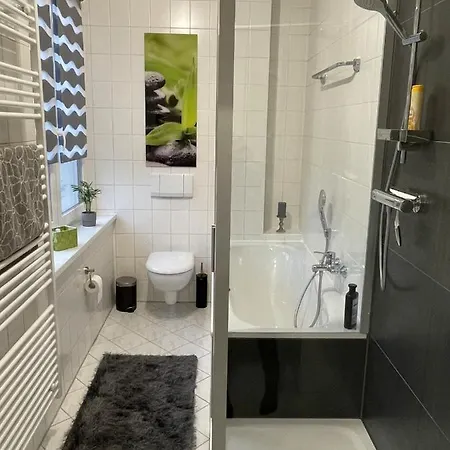 شقة Wohnen In Freiberger Villa! Hochwertige Ausstattung! Balkon Und Stellplatz *